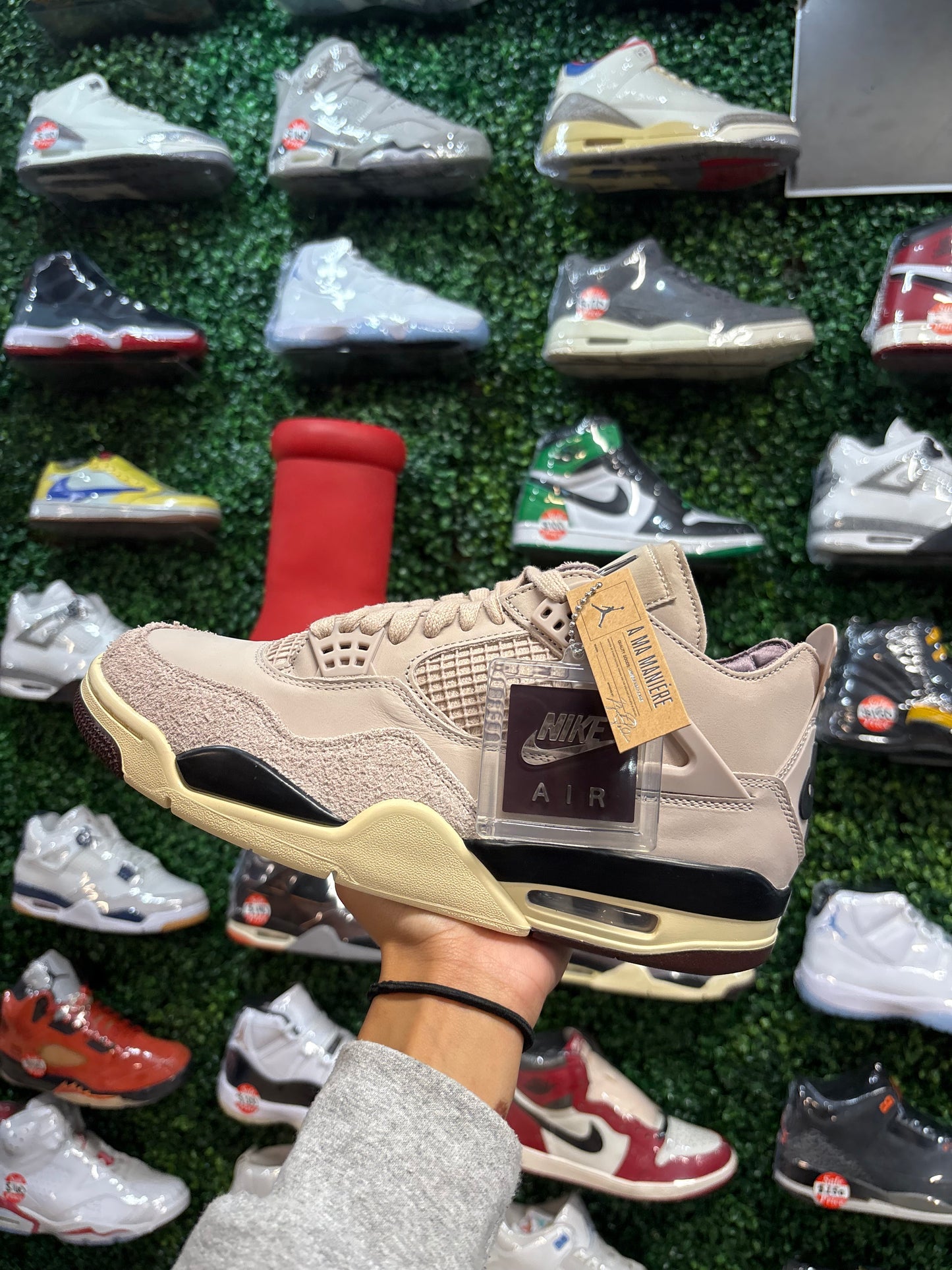 Jordan 4 “A Ma Maniere”