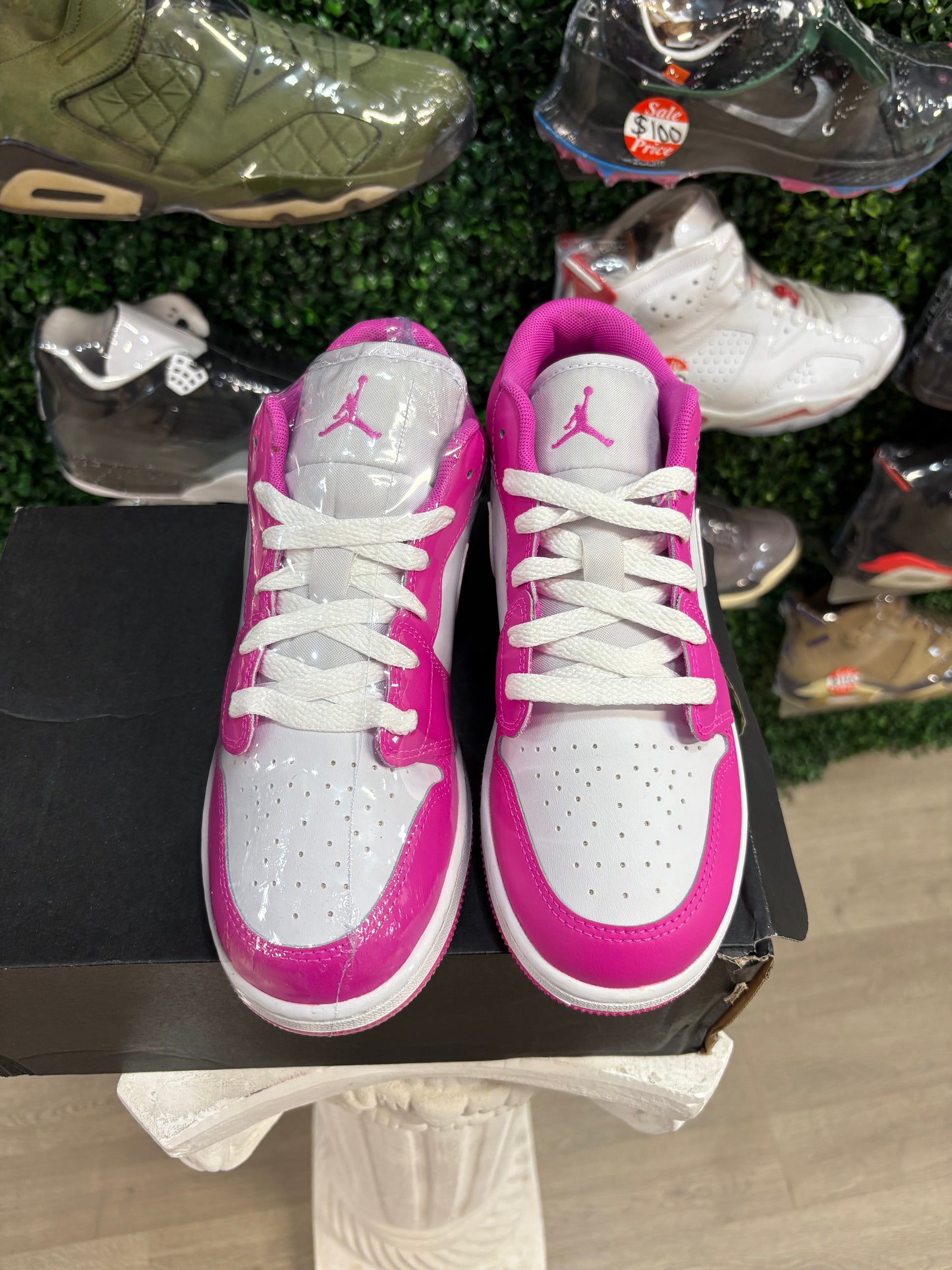 Jordan 1 Low “Fire Pink”