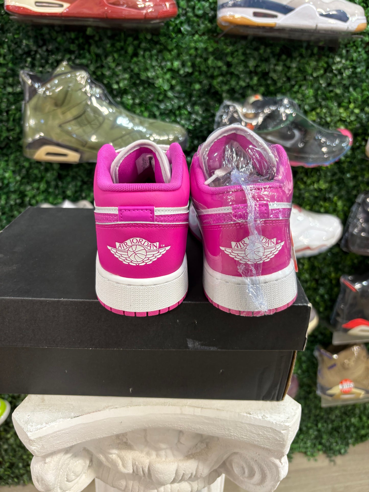 Jordan 1 Low “Fire Pink”