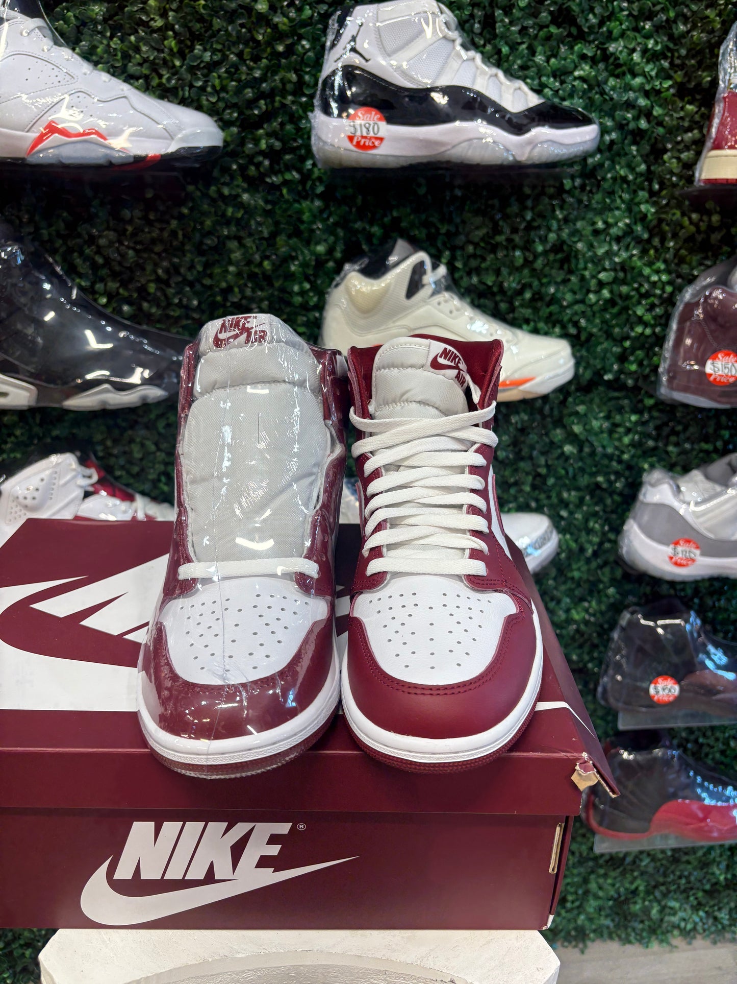 Jordan 1 High “Artisinal Red”