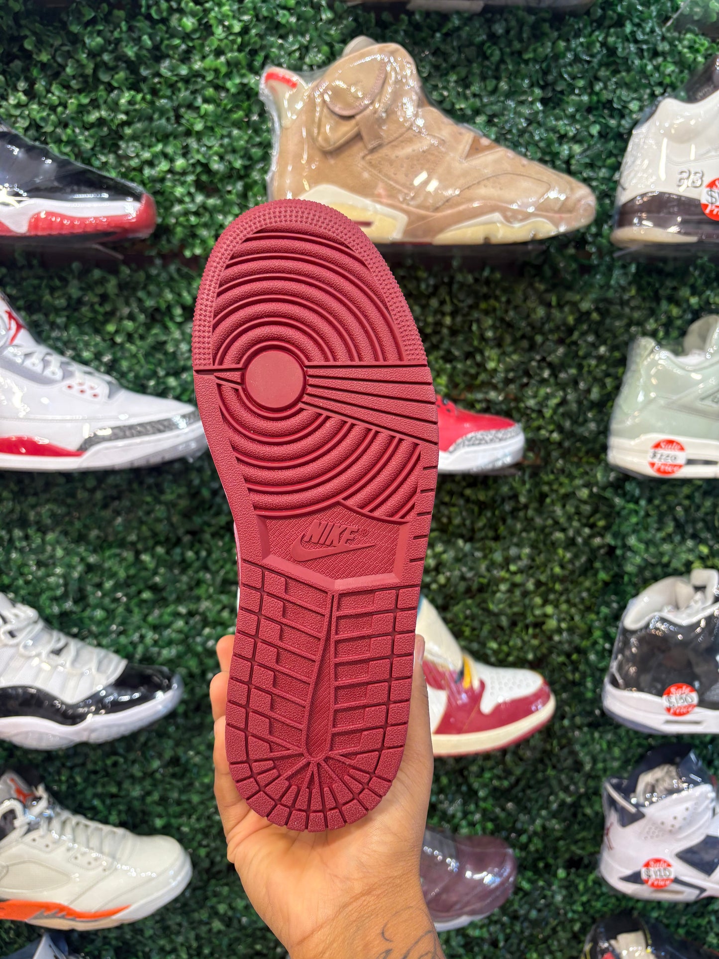 Jordan 1 High “Artisinal Red”