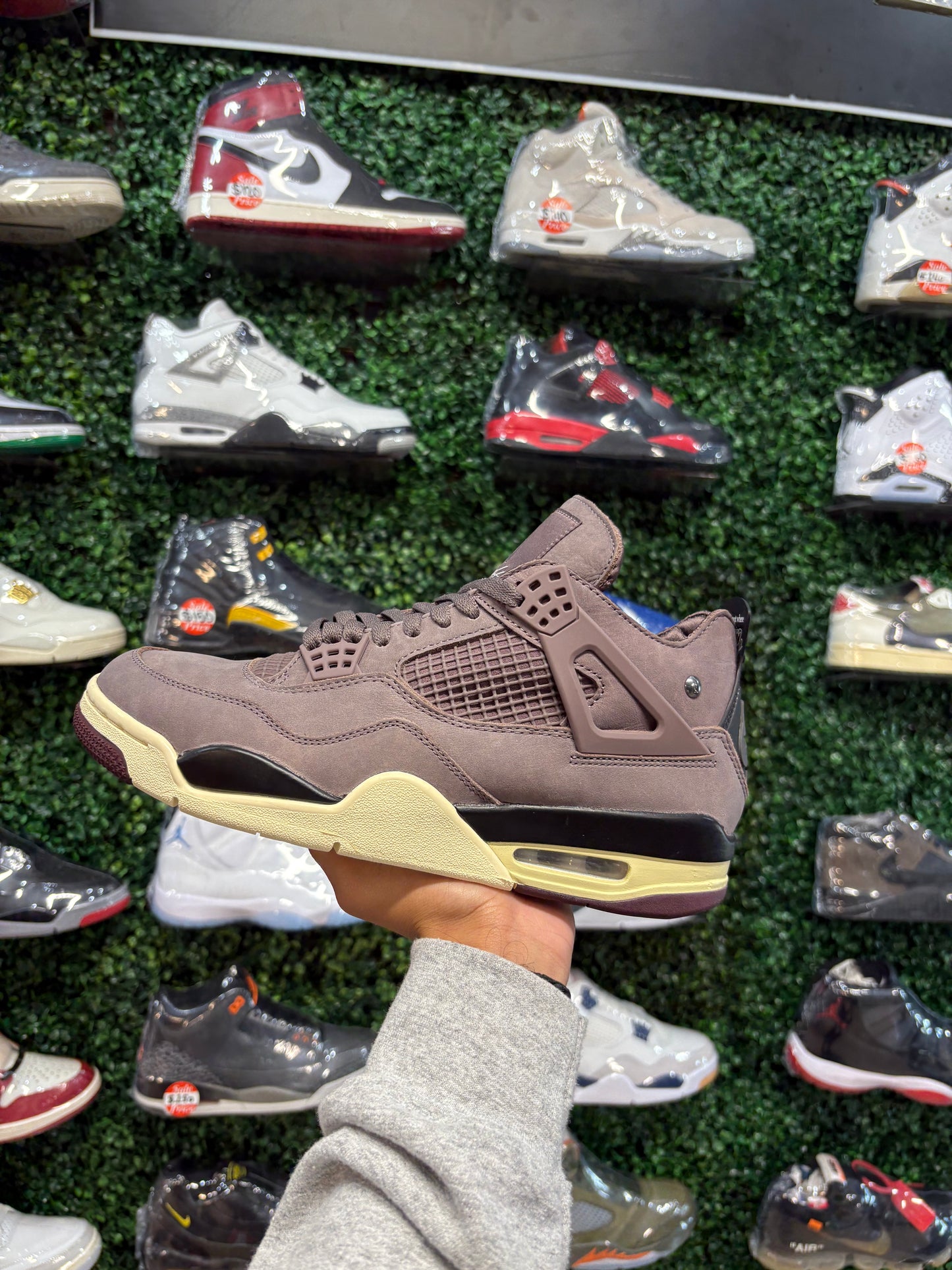 Jordan 4 “A Ma Maniere”