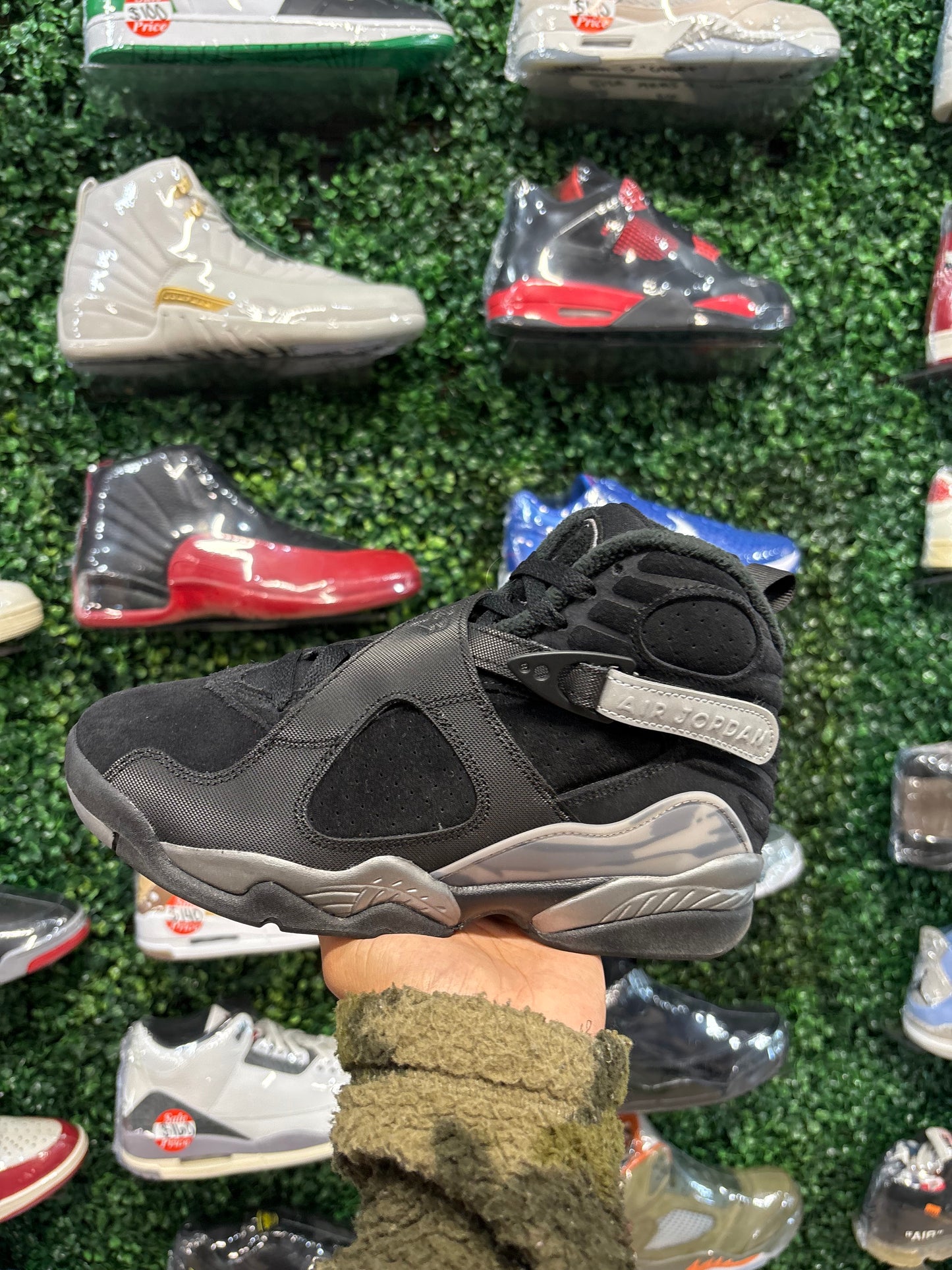 Jordan 8 “Gunsmoke”