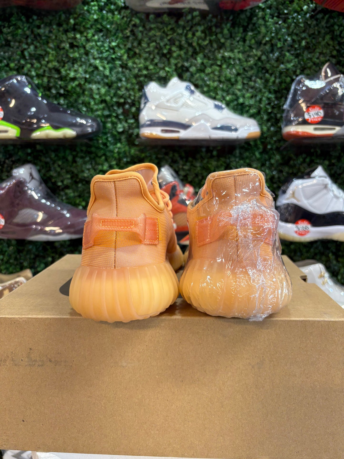 Yeezy 350 “Mono Clay”