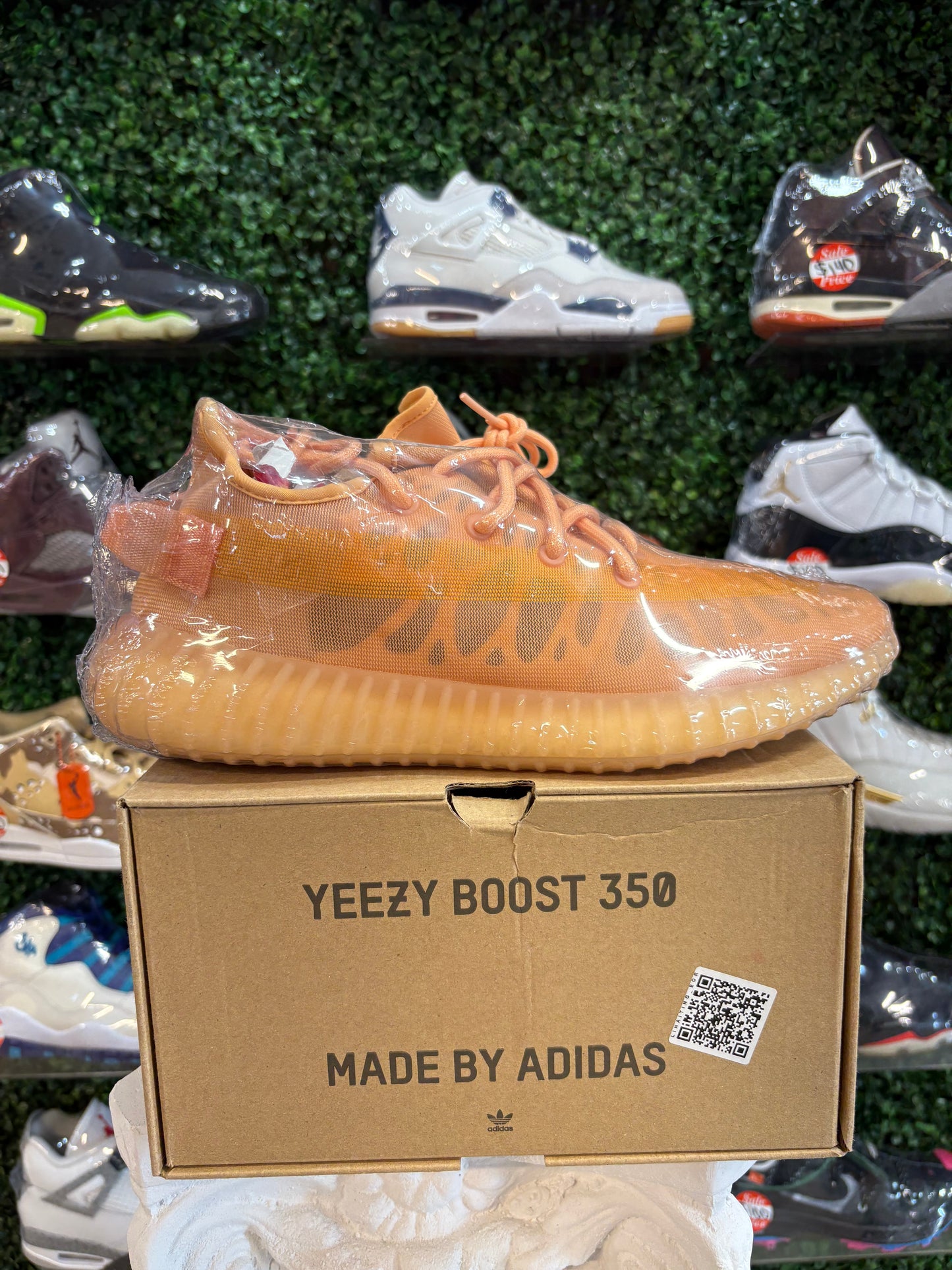Yeezy 350 “Mono Clay”