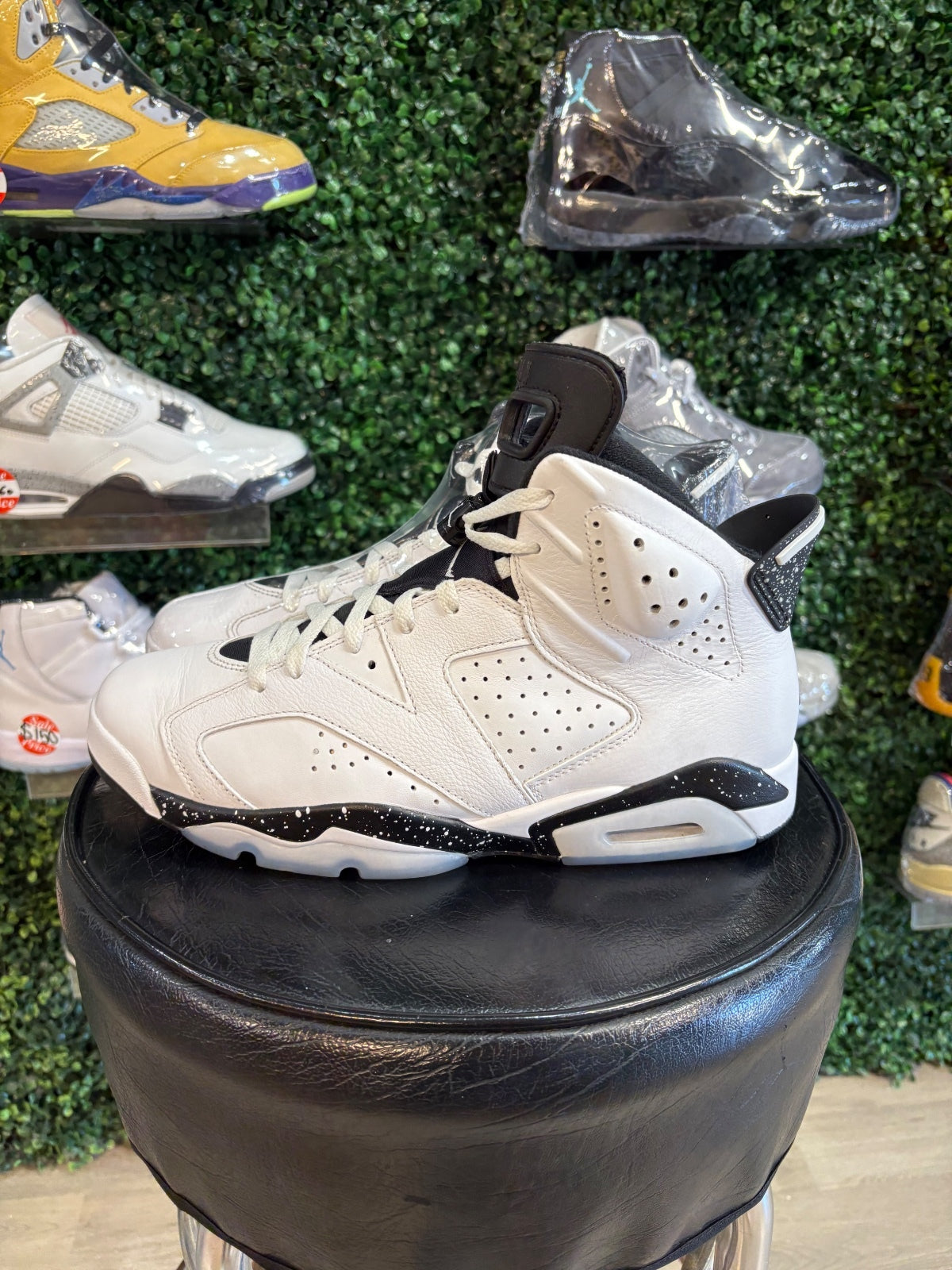Air Jordan 6 Retro “Reverse Oreo”