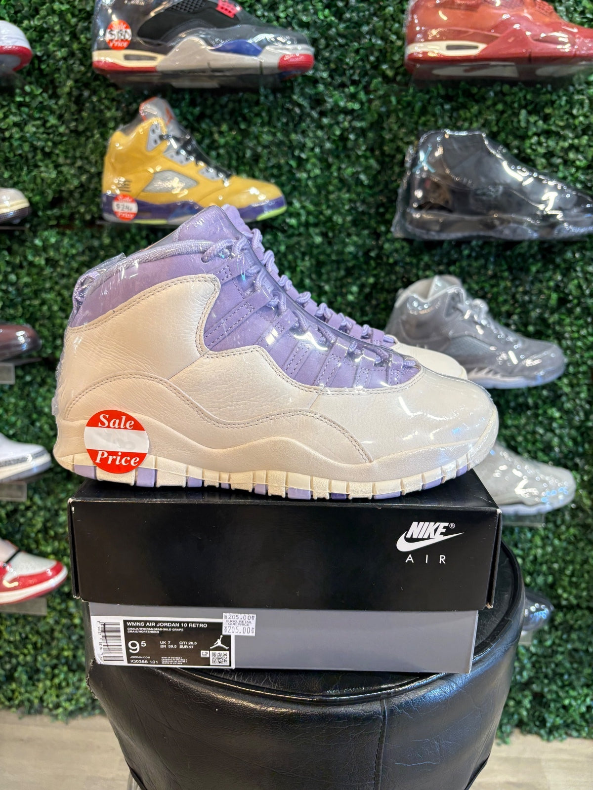 Women’s Air Jordan 10 Retro “Hydrangeas” Women’s 9.5 Men’s 8