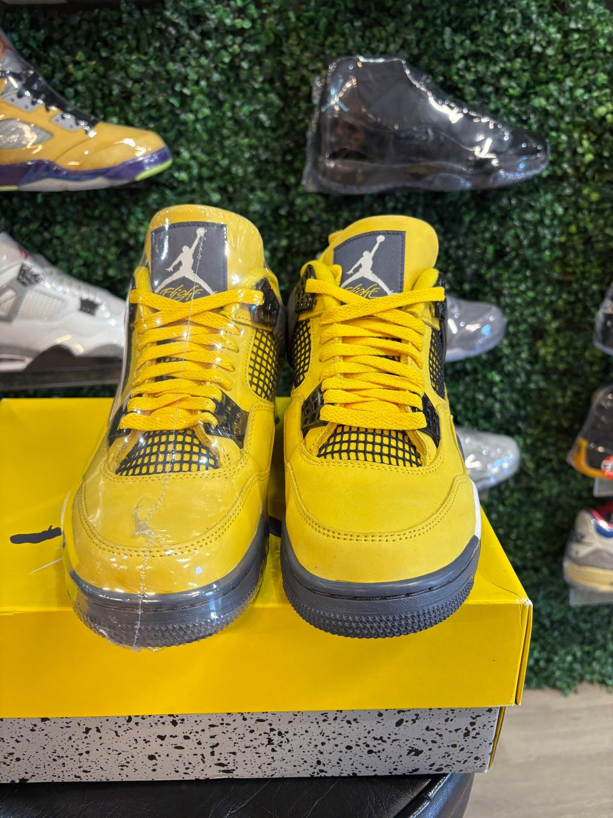 Air Jordan 4 Retro “Lightning” 2021 Men’s 8.5