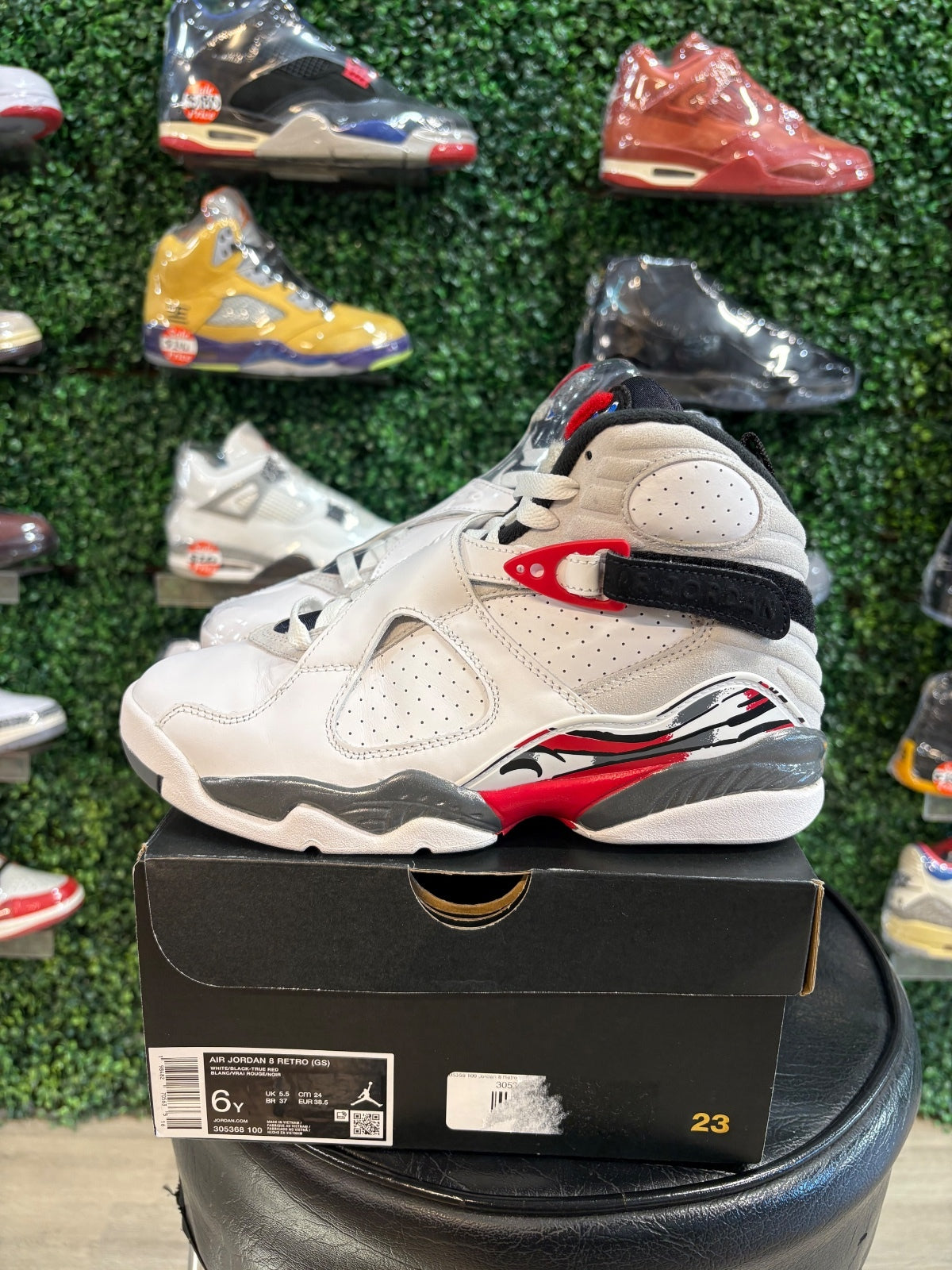 Jordan 8 “Bugs Bunny” GS 6Y