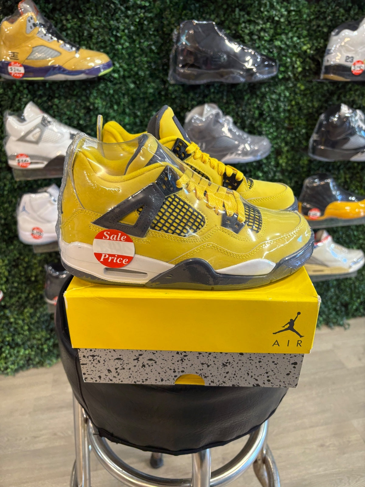 Jordan 4 “Lightning” GS 5.5Y